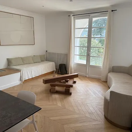 Maison Bord De - 11 Personnes *